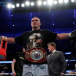 Oleksandr Usyk Dapat Izin Voluntary Defense, Persaingan Kelas Berat Makin Memanas