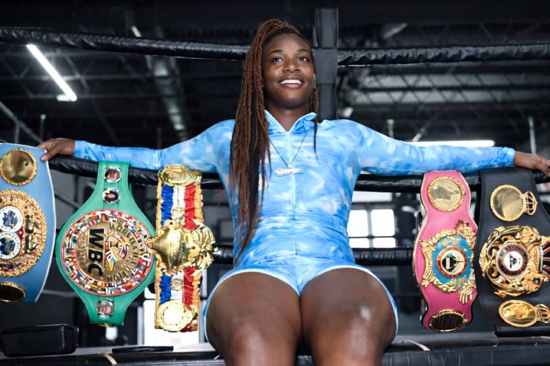 Claressa Shields Kembali Pertahankan Status Undisputed Champion Dunia