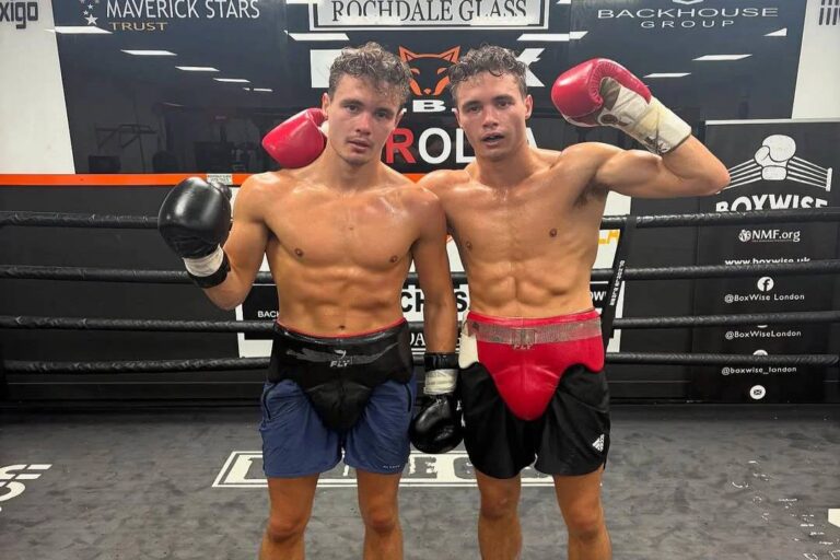 Dua Bersaudara Croft Resmi Gabung Matchroom Boxing