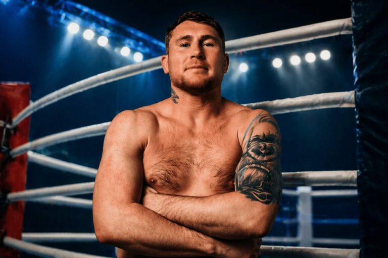 Darren Till Siap Debut di BKFC 90 Lawan Aaron Chalmers