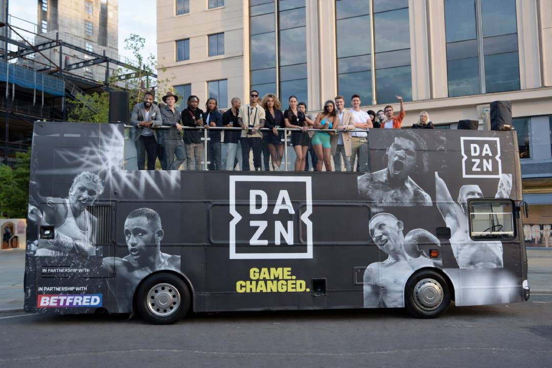 TNT Sports dan DAZN Resmi Berkolaborasi, Era Baru Dunia Tinju Dimulai