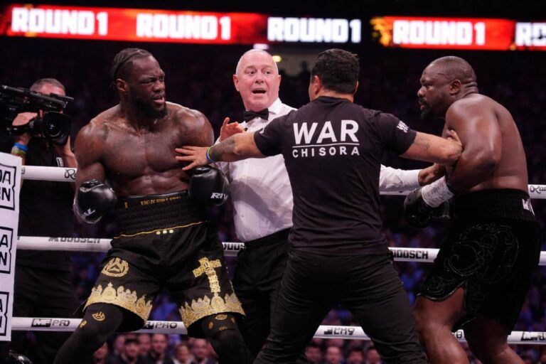 Wasit Mark Bates Terjerat Kontroversi, BBBoC Tak Beri Sanksi Pada Pertandingan Wilder vs Chisora