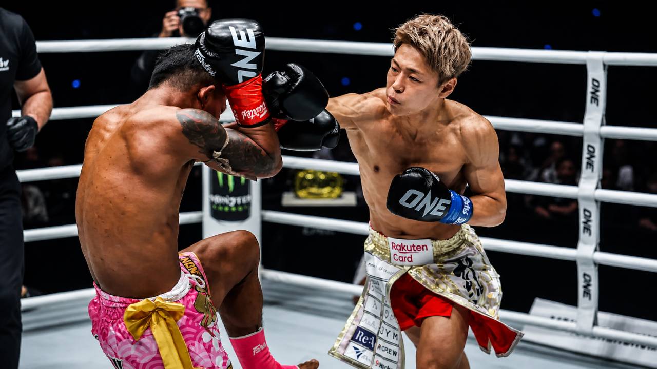 Takeru Menang TKO atas Rodtang, Duel Panas ONE Samurai 1 Berakhir Dramatis di Tokyo